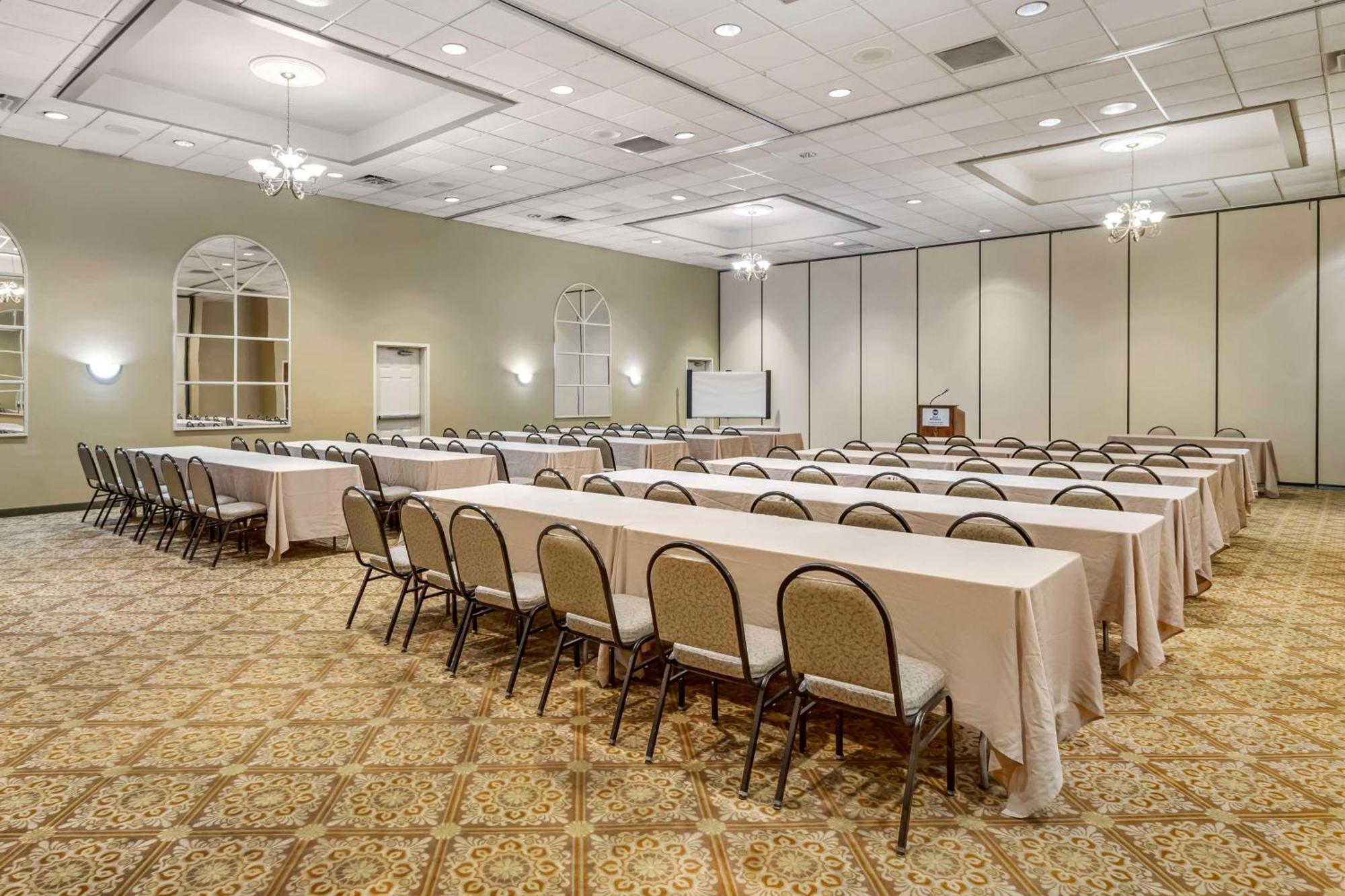 Best Western Of Alexandria Inn & Suites & Conference Center Exterior foto